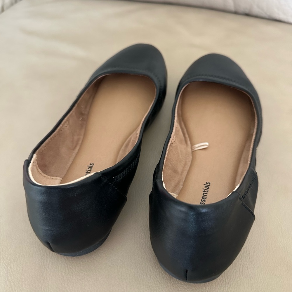 Only wore once Classic Black Ballet Flats - Picture 4 of 5